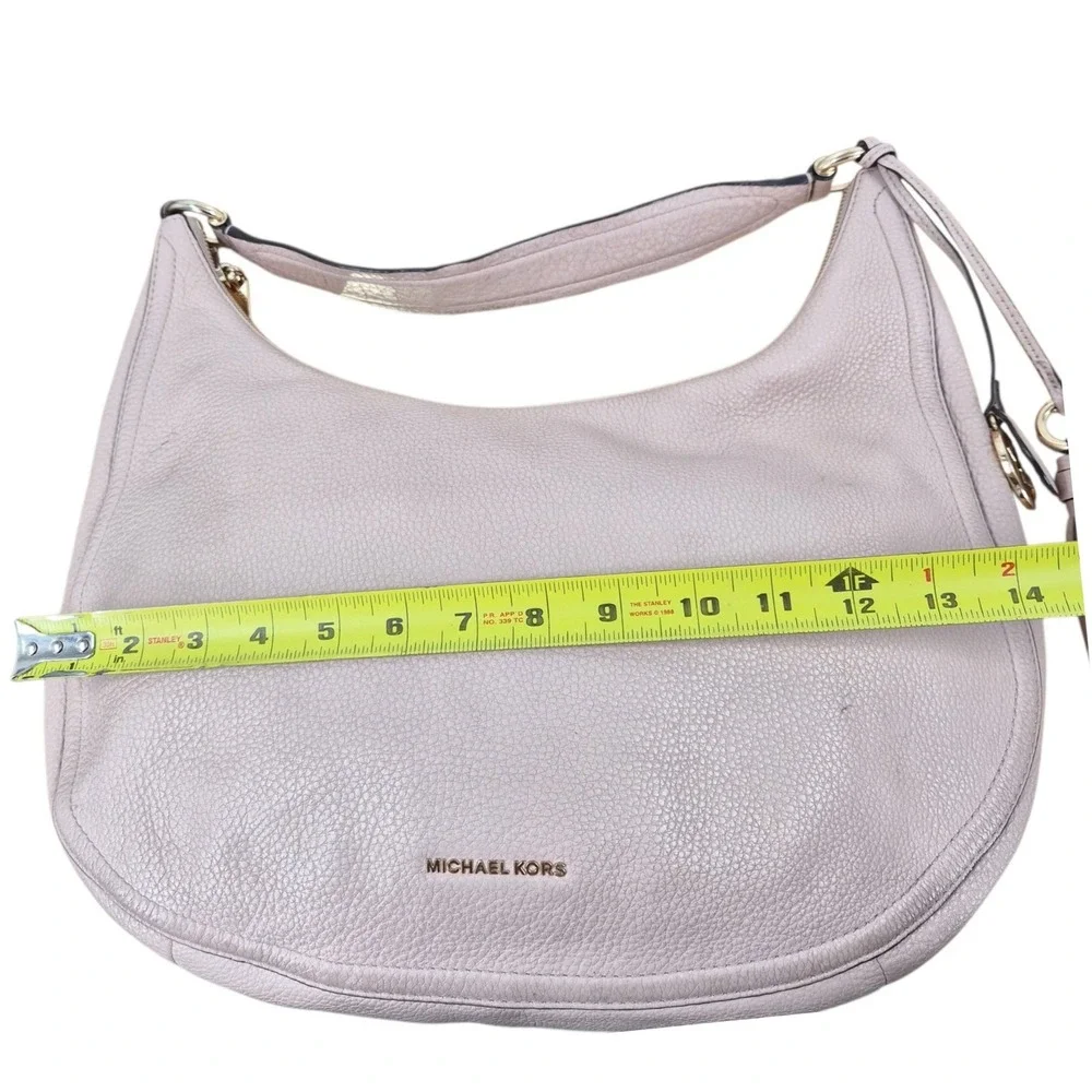 Michael Kors Bedford Large Pebbled Leather Hobo Bag Taupe Gold Hardware Tassel - Picture 7 of 9